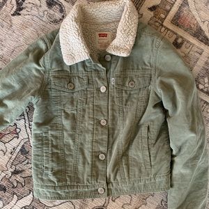 Girl Levi’s Sherpa Jacket size 10-12